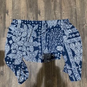 Off the shoulder Altard State Top!